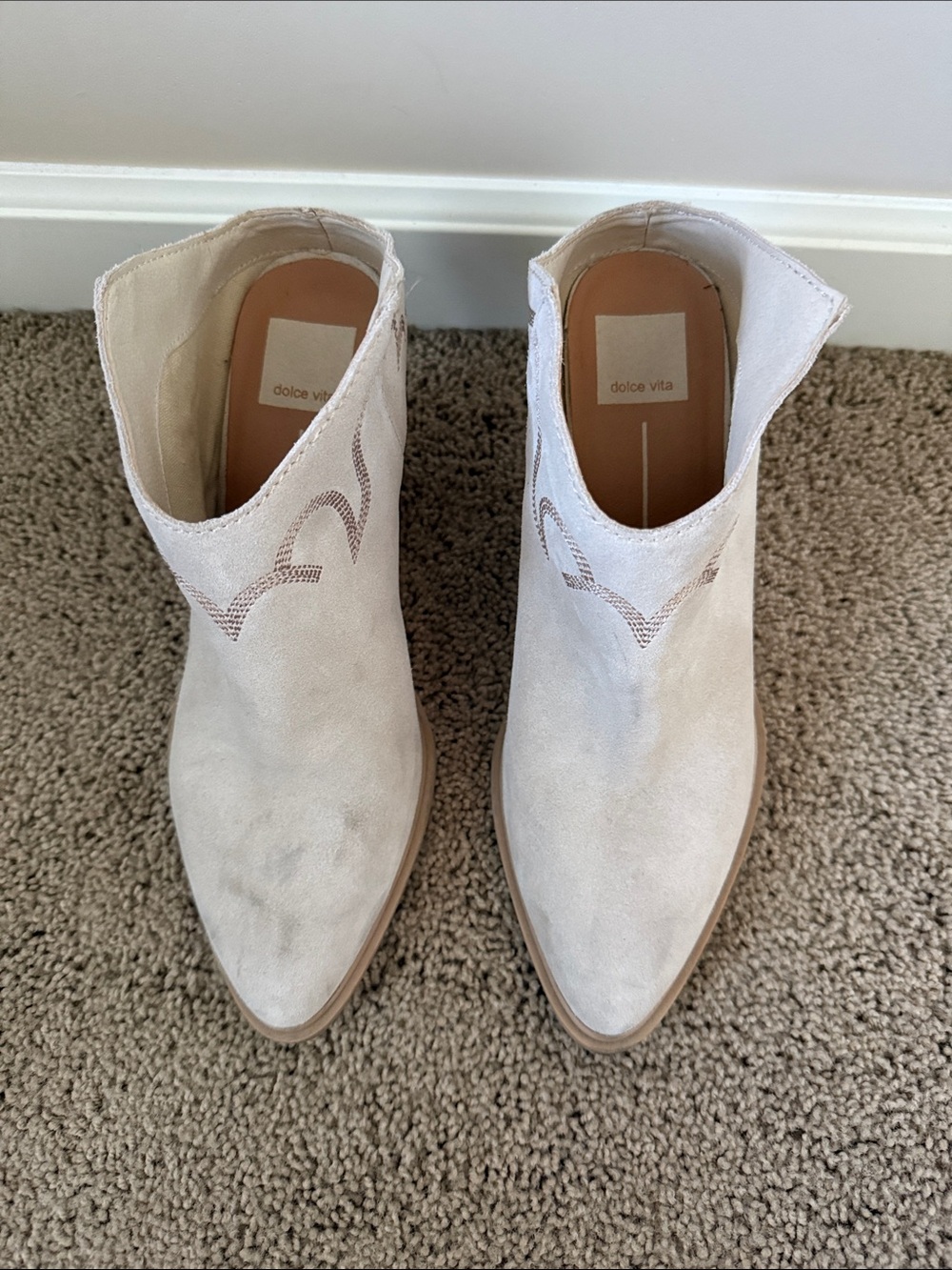 Dolce Vita | Cream Suede Western-Ankle Booties | Size 8.5 - Picture 3 of 4
